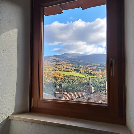 Antica Abitazione Con Vista Montagna Casa Norma Apartment